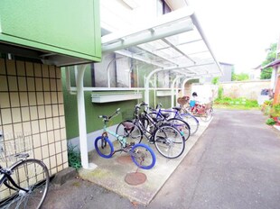 静岡駅 バス21分  岩成不動下車：停歩2分 2階の物件外観写真